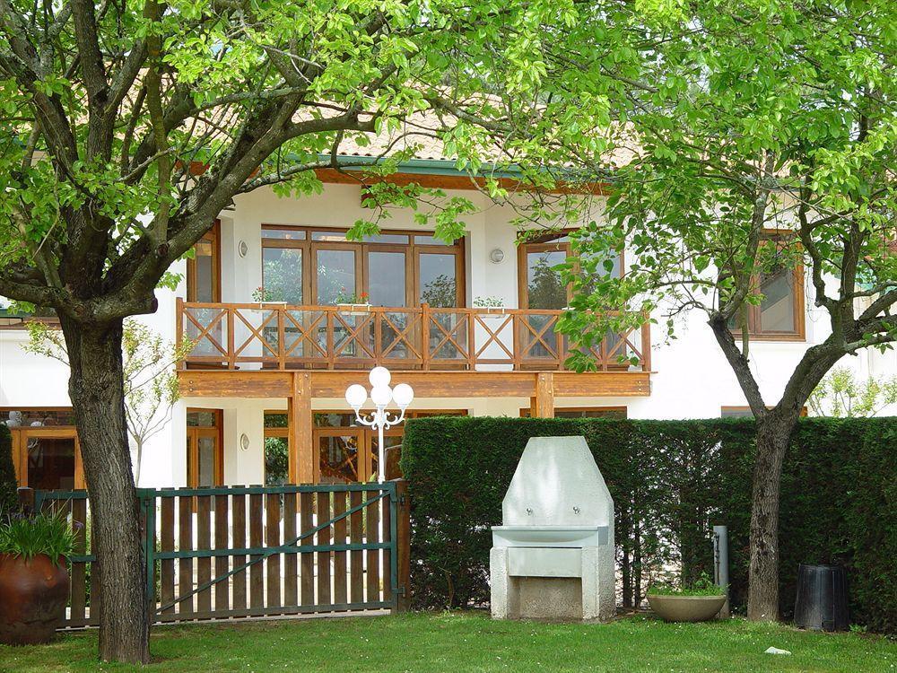 Hotel Domaine Du Pignada Boucau Exterior foto