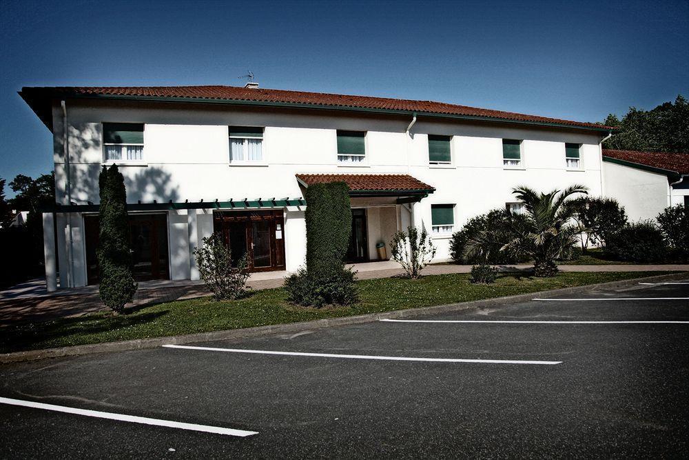 Hotel Domaine Du Pignada Boucau Exterior foto