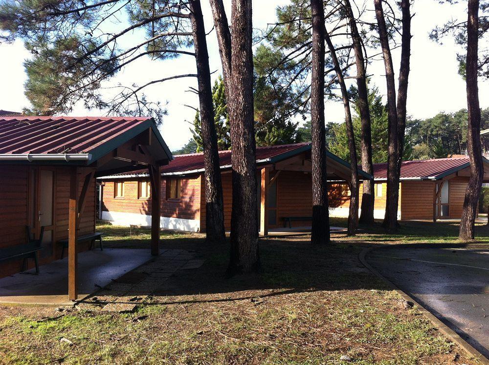 Hotel Domaine Du Pignada Boucau Exterior foto