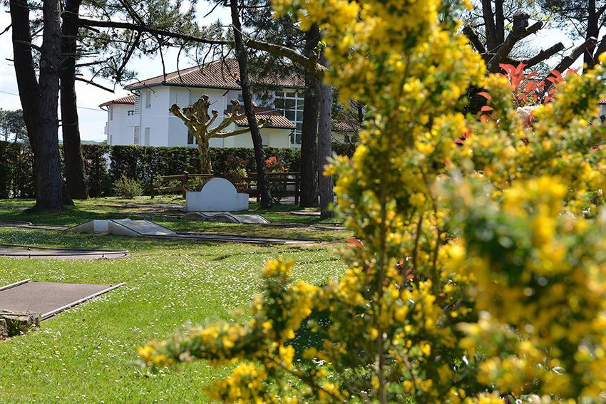 Hotel Domaine Du Pignada Boucau Exterior foto